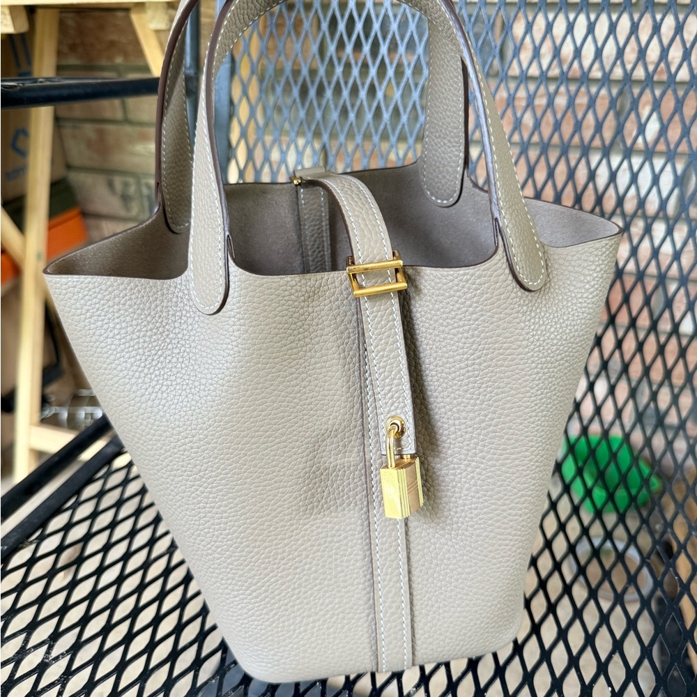 Elegant Gray Leather Tote Bag hermes style